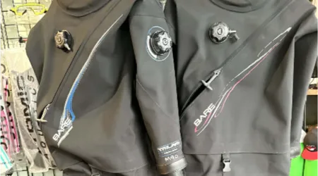 scuba dry suits